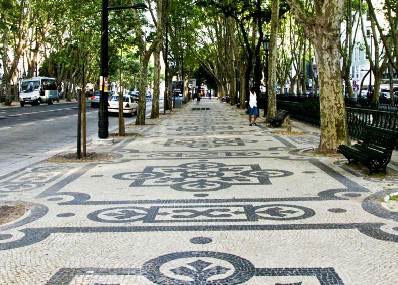 Comfortable Apartment In Marques De Pombal 리스본 외부 사진